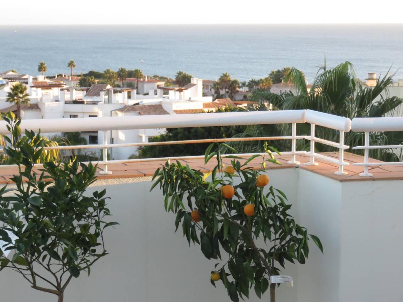 Sweden Apartment - Top Floor One Bedroom With Sea Views - Rs Lagos Exterior foto